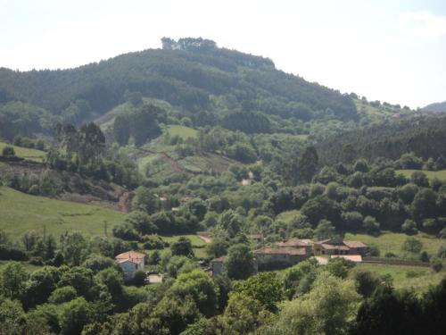  APARTAMENTOS RURALES PERNÚS in Colunga