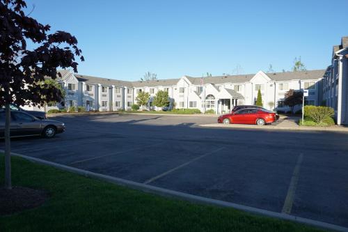 CenterWay Hotel Tonawanda