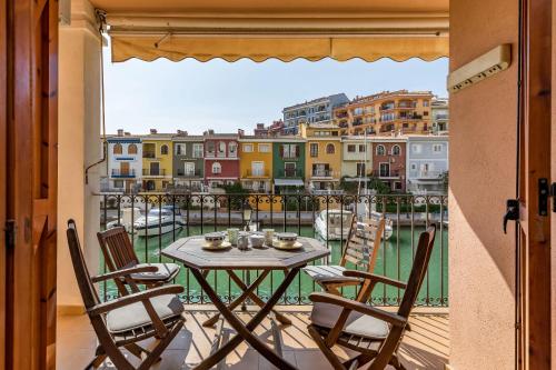 Beach Apartment with beautiful view