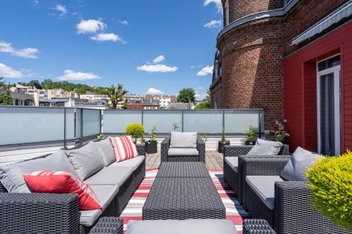 Rooftop plein sud - Terrasse 40 m2 - Parking privé - 8 min à pied du centre - Location saisonnière - Rouen