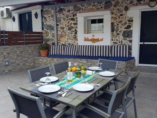  VILLA CHRYSI, Unterkunft in Agalianós