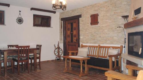  MARTINA-RUSTIKA, Pension in Bašanija