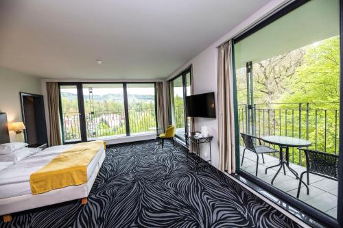 Deluxe Double Room with Balcony