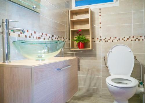 Μπάνιο, COROSSOL in Trois-Rivieres