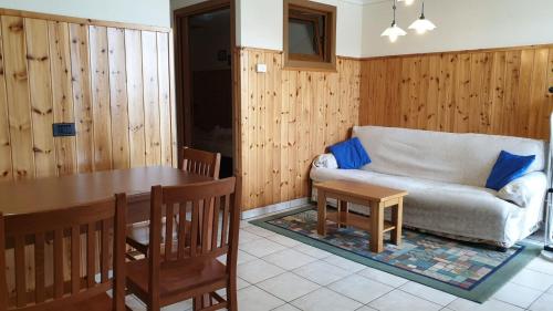Alpino Lodge - main image