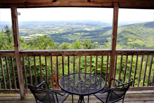 Heavens View Cabin - image 13
