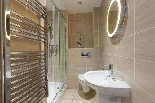 Executive Studio Apartment with Balcony room in KSpace @ The Point