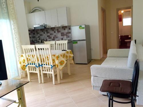 Maria's house - image 8