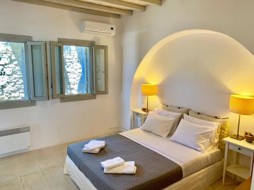  Villa Louisa - Mykonos, amazing sea & sunset view in Klouvas