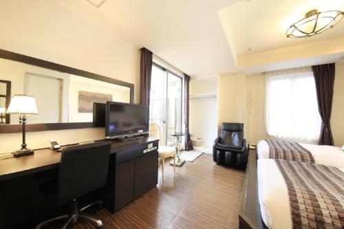 room detail thumbnail 1