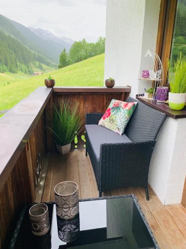 ระเบียง/ชานเรือน, Natal Gian in แพลต