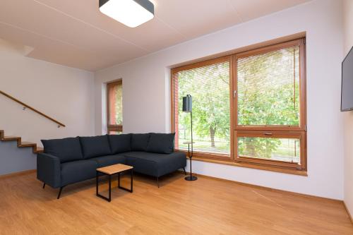 Self-check-in 3 bedroom apartment with sauna and balconies, Tallinn (photo 8)