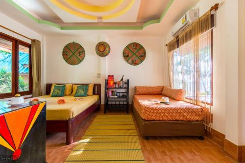 Superior Triple Room with Sea View image 3