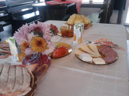 Mania Guest House - image 13