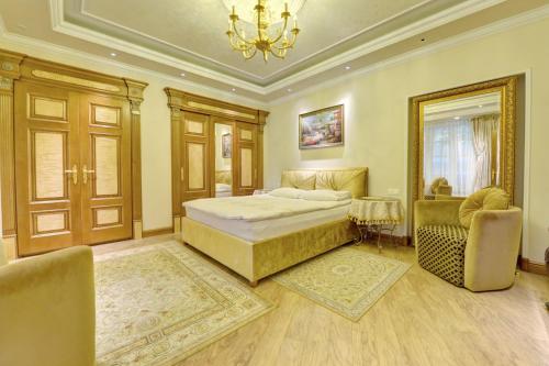 Luxury Pilies Avenue Apartment - image 4