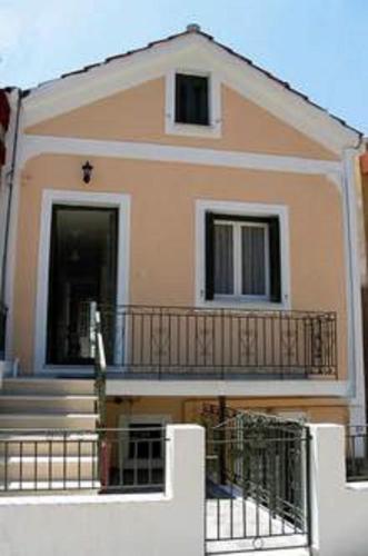  PARA THIN ALOS Apartment in Vathy