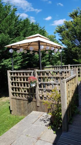 Thornbury Holiday Park - main image