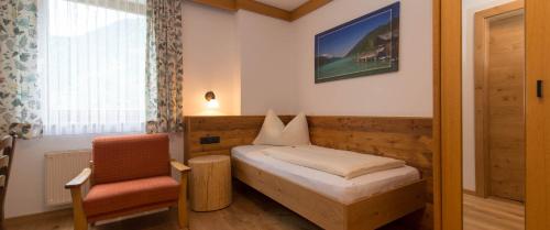 1 twin bed