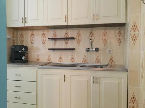 Lefkada Beachfront Apartment – Nikiana, GA