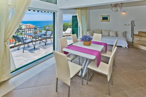  Island Hvar Seaside Villa Levanda with Beach, Pool & Seaview in Hvar