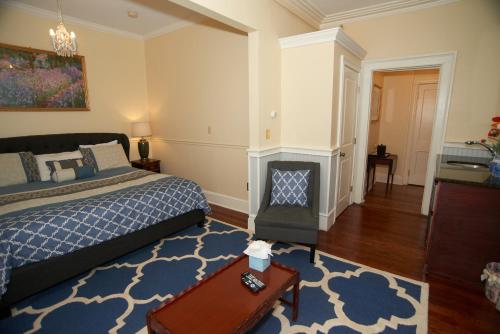 Bellevue Manor in นิวพอร์ท (RI)