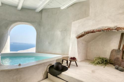 Marble Sun Villa with Jacuzzi by Caldera Houses Oia 