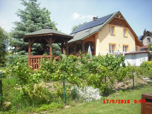 Pokoje Gościnne HANA - Accommodation - Radków