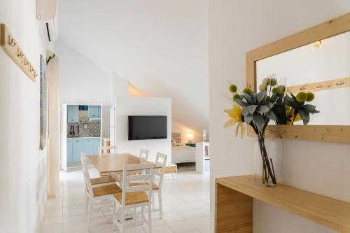 Apartamentos Cristamar Centro y Playa - Puerto Pesquero