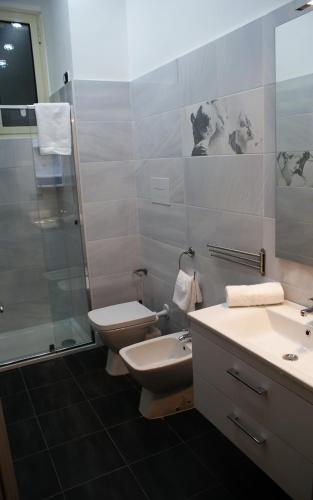 Bathroom, B&B Metropolitan RC in Reggio Calabria