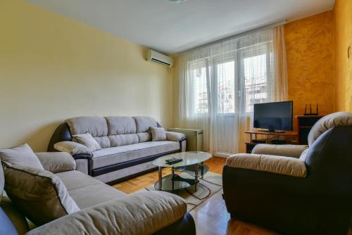 Oasis Apartment