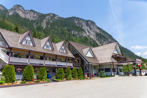 Dış Görünüm, Peaks Lodge in Revelstoke