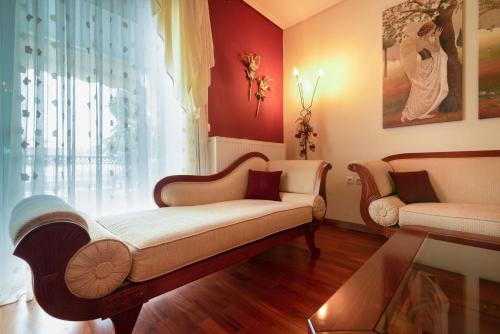 Penthouse 5 min from airport and sea