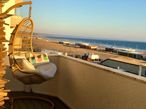  Beachfront Caparica Flat in Costa da Caparica