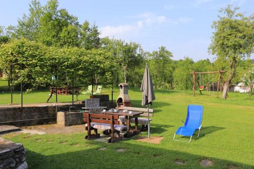 Apartments and rooms with parking space Ostarski Stanovi Plitvice - 17509 