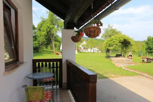 Apartments and rooms with parking space Ostarski Stanovi Plitvice - 17509 - image 7