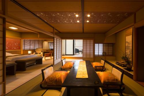 Premium Suite with Tatami Area and Open-Air Bath