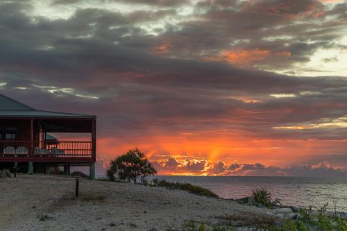 Camp Island Lodge in Guthalungra