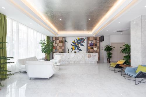 Floral Hotel · Yu Wan Holiday Lingshui photo 4