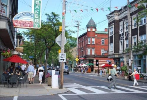 Short Term Rentals Little Italy Cleveland, Cleveland (foto 2)