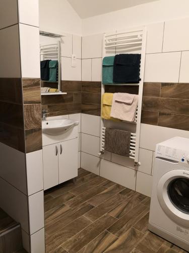 Green Garden Plus Apartman - image 9