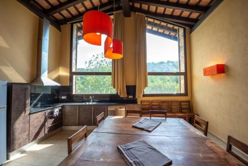 5 bedrooms, 12 beds