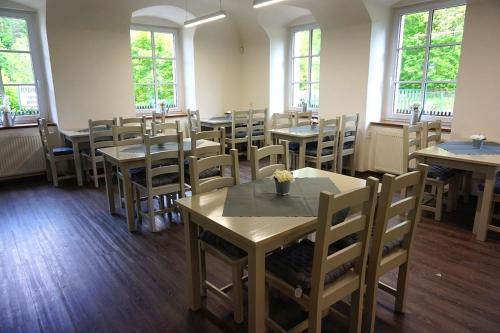 ห้องอาหาร, Penzion Klášterský mlýn (Penzion Klastersky mlyn) in เรชเตย์น