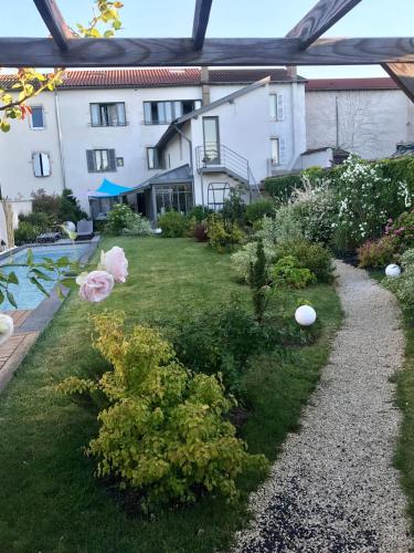 De la Chambre au Jardin - Chambre d'hôtes - Belleville-en-Beaujolais