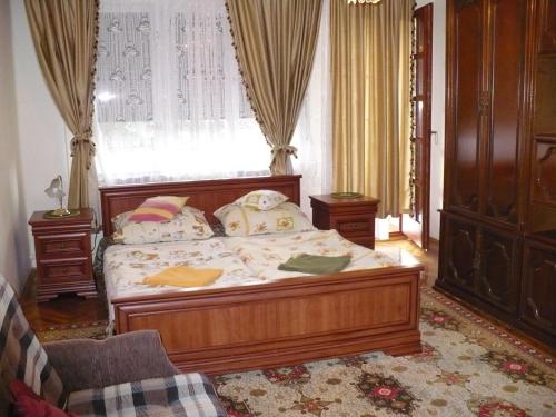 One-Bedroom Apartment with Terrace