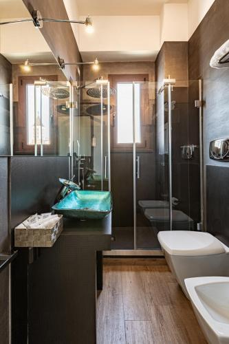 231 Suite Via Roma - image 12