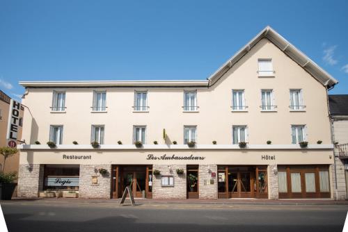 Les Ambassadeurs Hotel - Logis - Hôtel - Souillac