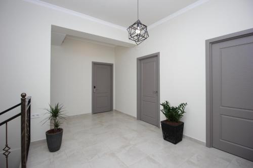 A Hotel Yerevan - image 5