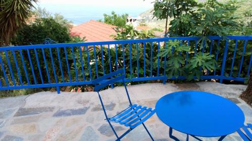  Captain's House in Tiros
