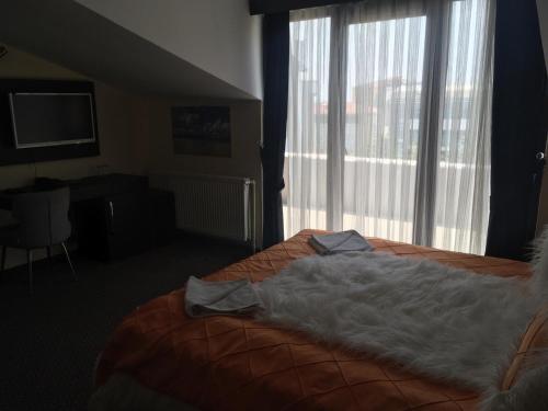 lovcen house hotel in kocaeli turkey reviews prices planet of hotels