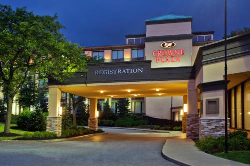 Ramada by Wyndham Cleveland Independence - Hotel